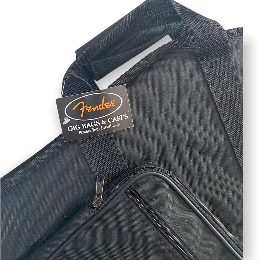FENDER SOFT BLACK PADDED GUITAR
GIG BAG CASE NEW WITH TAG - Picture 11 of 11